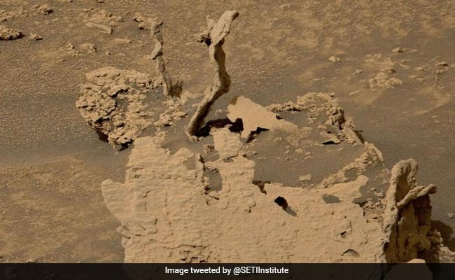 Aliens on Mars? NASA Rover Spots Strange Object That Doesn’t Belong There