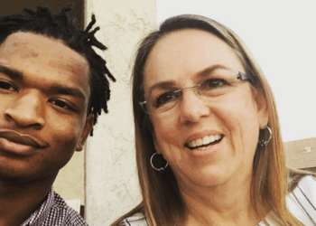 How an Accidental Text led to a Decade-Long Thanksgiving Tradition Between a Grandma and Young Man