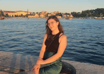 A Chicago Woman Applied to 500 Jobs With No Luck. A Silly Facebook Meme Finally Got Her Hired