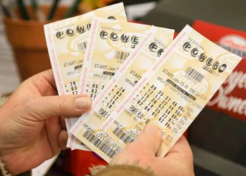 Christmas Miracle: Arkansas Resident Wins $1.8 Billion Powerball Jackpot
