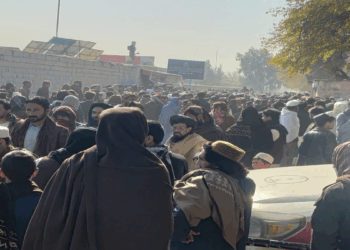 80,000 Watch as Taliban Let a 13-Year-Old Publicly Execute a Killer