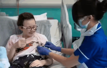 Gene-Edited “Living Drug” Reverses Aggressive Blood Cancer in First Human Trials