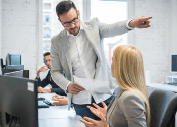 Spanish woman Fired For Showing Up 40 Minutes Early Despite Repeated Warnings