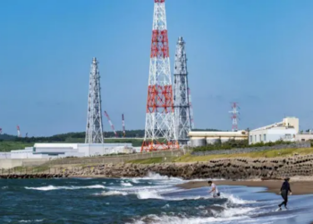Japan Suspends Restart of World’s Biggest Nuclear Power Plant Hours After Launch