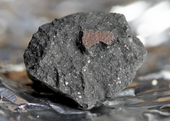 Meteorite Older Than Earth Discovered in the UK by 9-Year-Old Girl