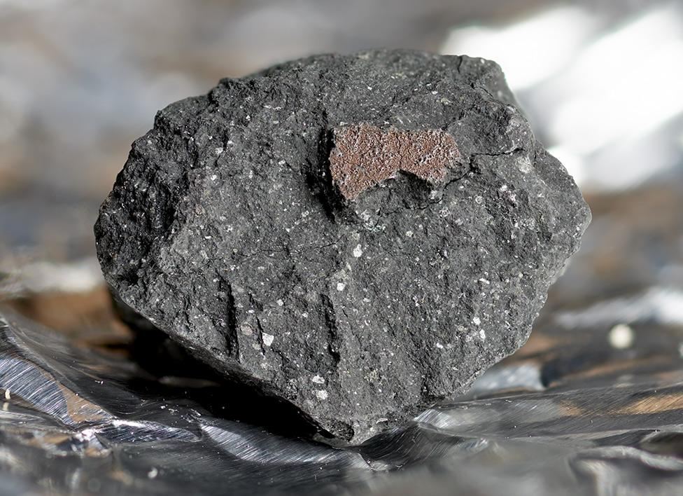 Meteorite Older Than Earth Discovered in the UK by 9-Year-Old Girl