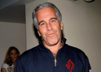 New Texts Show Jeffrey Epstein Reached Out to Virgin Islands Governor Before 2019 Arrest