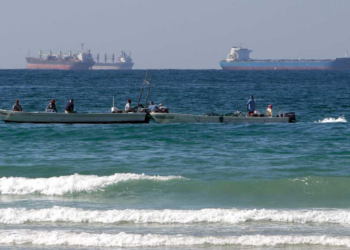 Oil Prices Surge After Ras Tanura Attack and Strait of Hormuz Closure