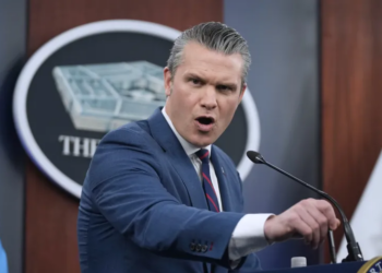 Fact check: Did Families of Fallen US Soldiers Tell Pete Hegseth to ‘Finish the Job’?