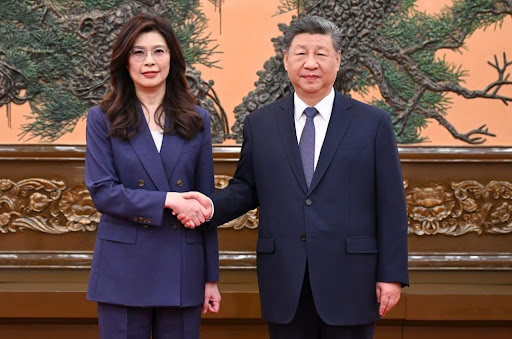 How Xi Jinping’s 14-Second Handshake Exposed Taiwan’s Deep Political Divide