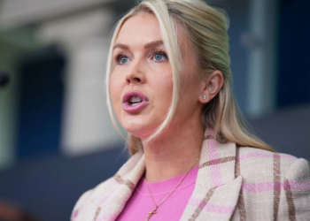 Karoline Leavitt Gas Price Claim: Why It’s Sparking Backlash Amid Rising Fuel Costs