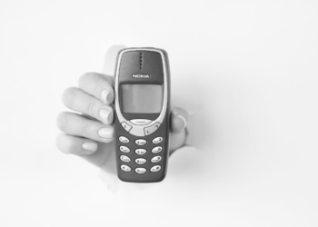 Digital Detox Movement in the US: Why Young Americans Are Ditching Smartphones