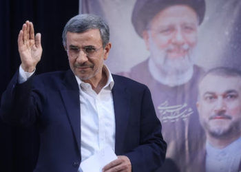 Did the US and Israel plan to install Mahmoud Ahmadinejad in Iran after Khamenei’s death?