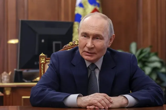 Putin Hiding in Bunkers Over Assassination Fears? Kremlin Rejects Reports