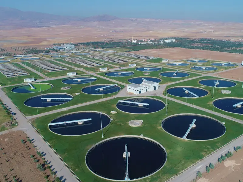 China's New Solar Desalination Technology Turns Sea-water Into Fresh Water Without Electricity. Here's How It Works