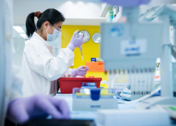 Cambridge Scientists Develop First AI-Designed Coronavirus Vaccine: Here’s How it Works