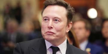 Elon Musk Could Become the World’s First Trillionaire: Here’s How