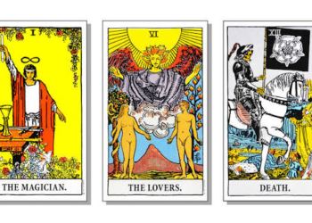 Russian Families Turn to Tarot and Clairvoyants for Answers About Missing Soldiers in Ukraine