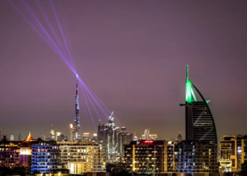 UAE Accuses Iran of Firing Two Ballistic Missiles, Urges Residents to Take Shelter