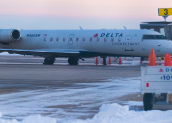 Passenger Says Faulty Delta Seatbelt Threw Him Into Bulkhead, Later Leaving Him With Major Medical Problems