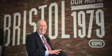 Bill Rasmussen, ESPN Co-Founder Whose $9,000 Gamble Transformed Sports TV, Dies at 93