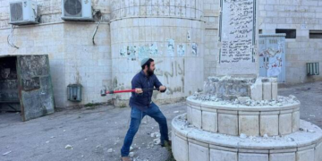 Israeli Far-Right Lawmaker Zvi Sukkot Smashes Palestinian Memorial With Sledgehammer