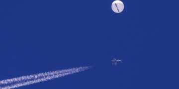 Ukrainian Astronomers Claim Giant UFOs Spotted on Moon Moving at 39,600 KMPH