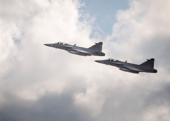Finland, Sweden Scramble Fighters to Identify Russian Aircraft Over Gulf of Finland