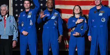 219,666…219,669: When Artemis II Commander Feared The Crew Might Never Return From Space